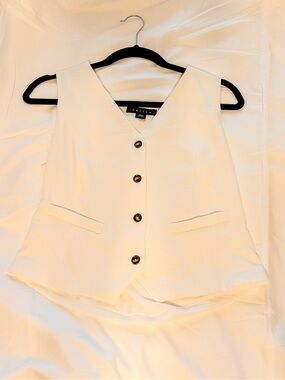 Tullea White Soft White Elegant Vest (Lined)- Large